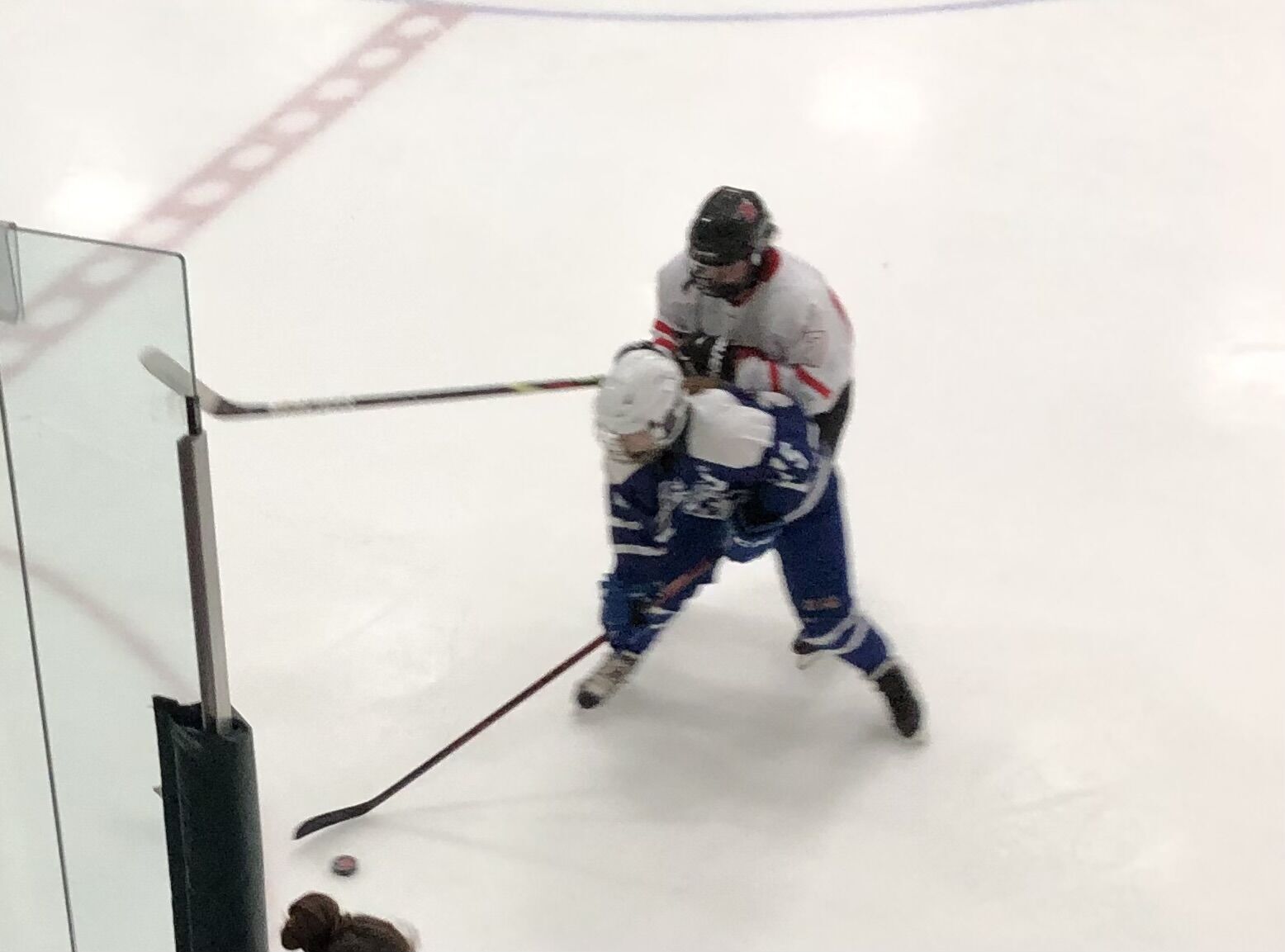 Missisquoi skates to 7-1 victory